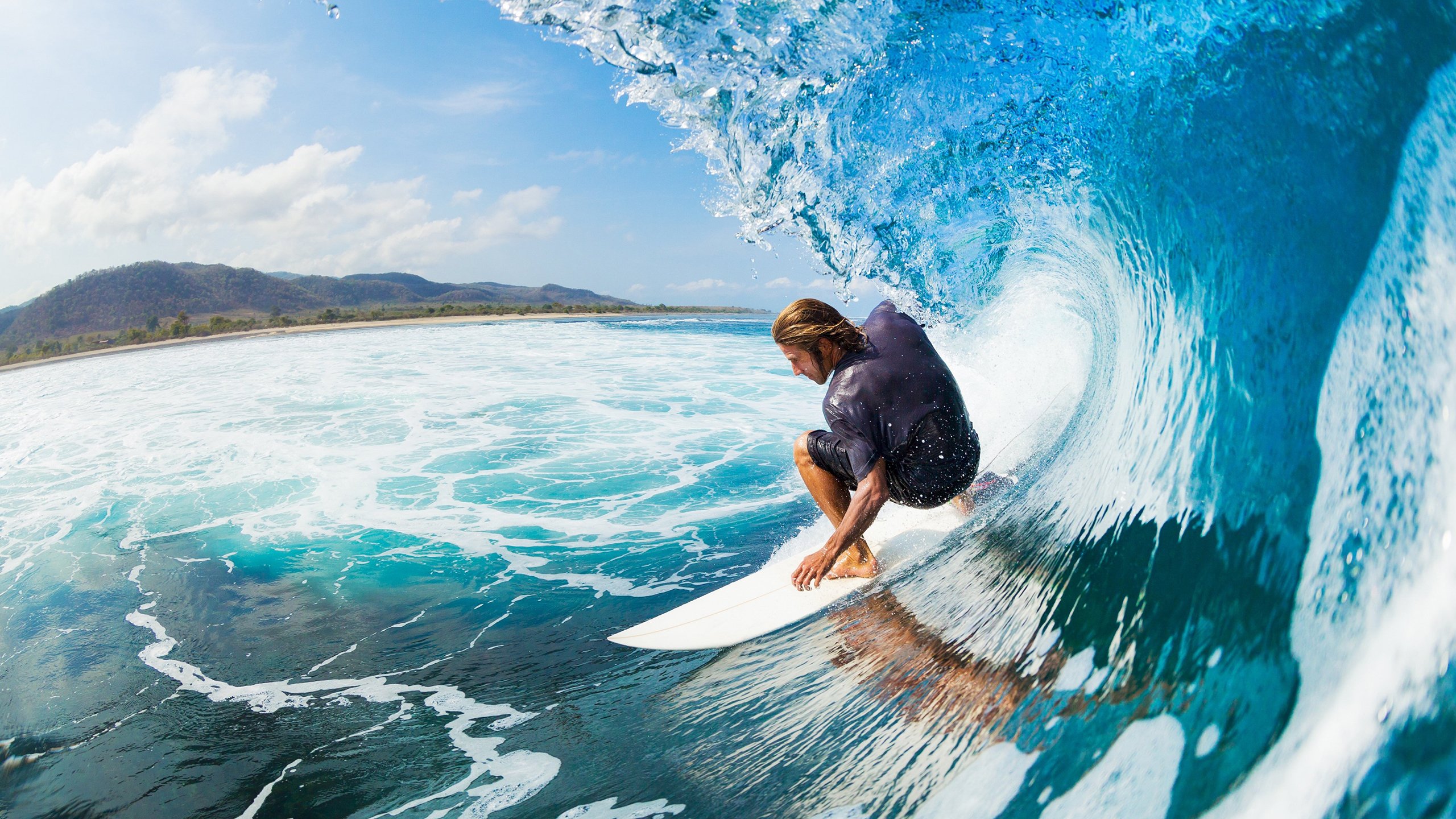 _体育科技创新:智能装备助力运动员突破_,智能化体育器材