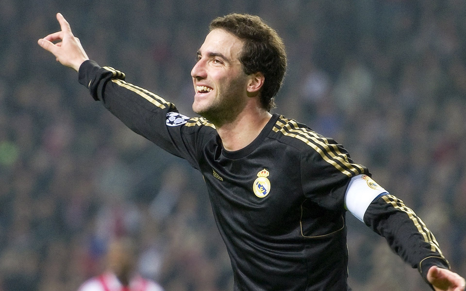 《新兴游戏崛起:电竞界的下一匹黑马》,游戏新星